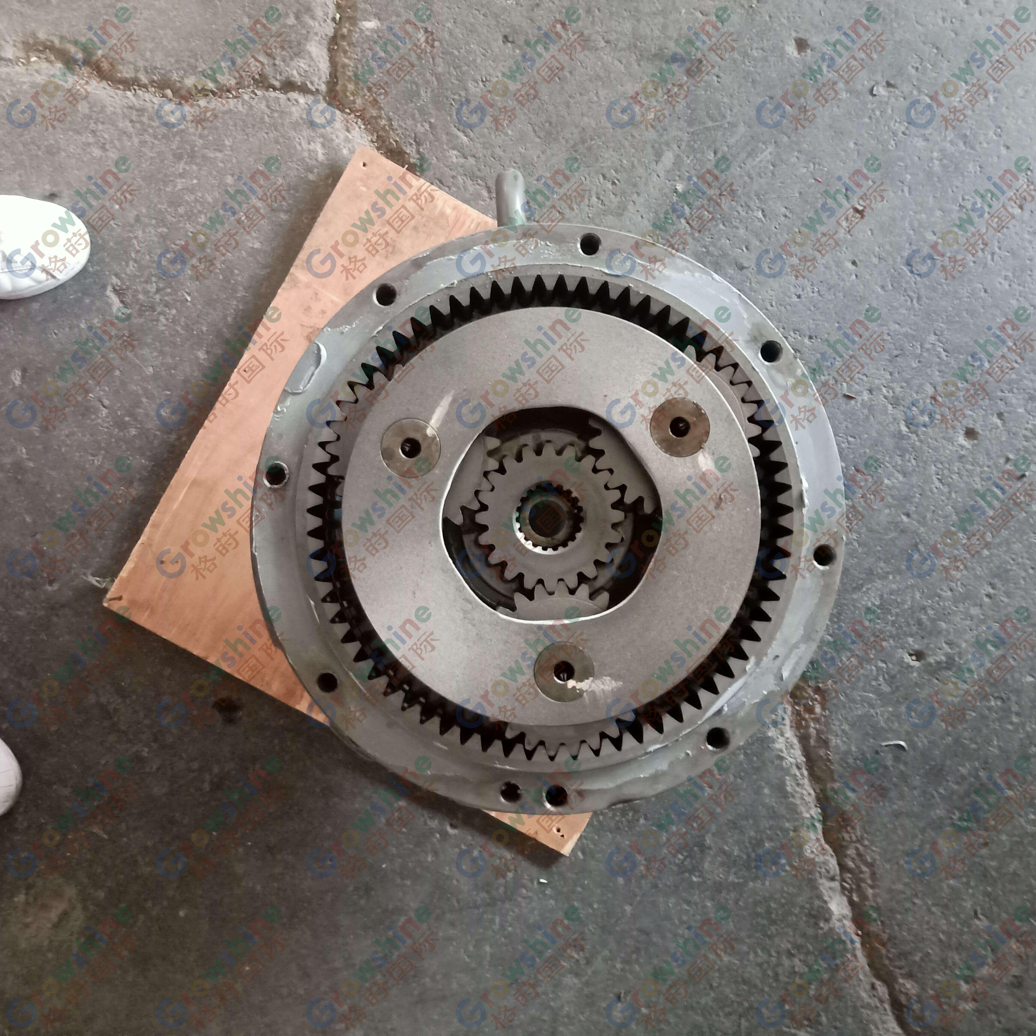 Swing Reduction Gearbox 4398514 For Hitachi ZX200-3 ZX210-3 Excavator