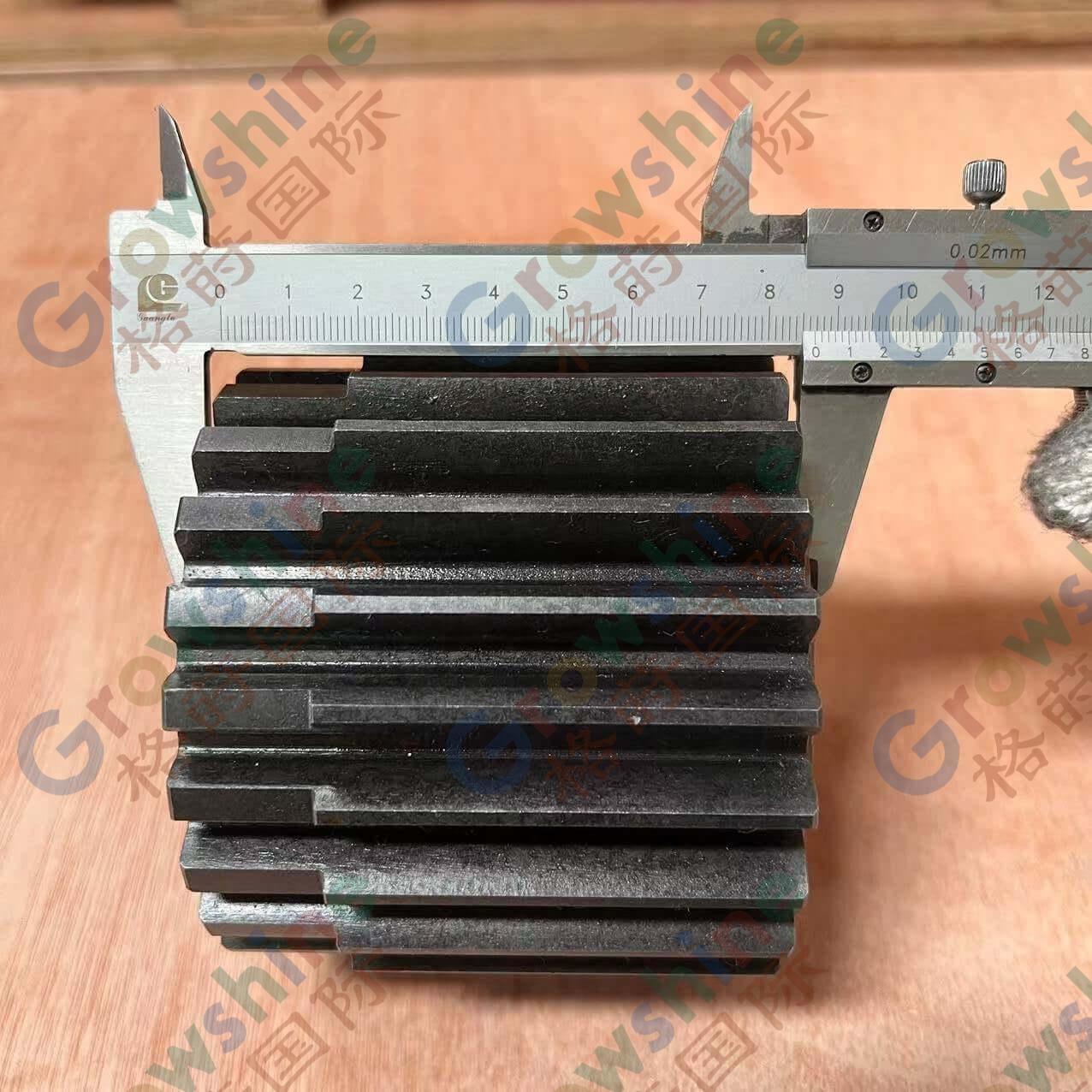 Excavator Part Swing Motor 2nd SUN GEAR for R250 R245 HYUNDAI