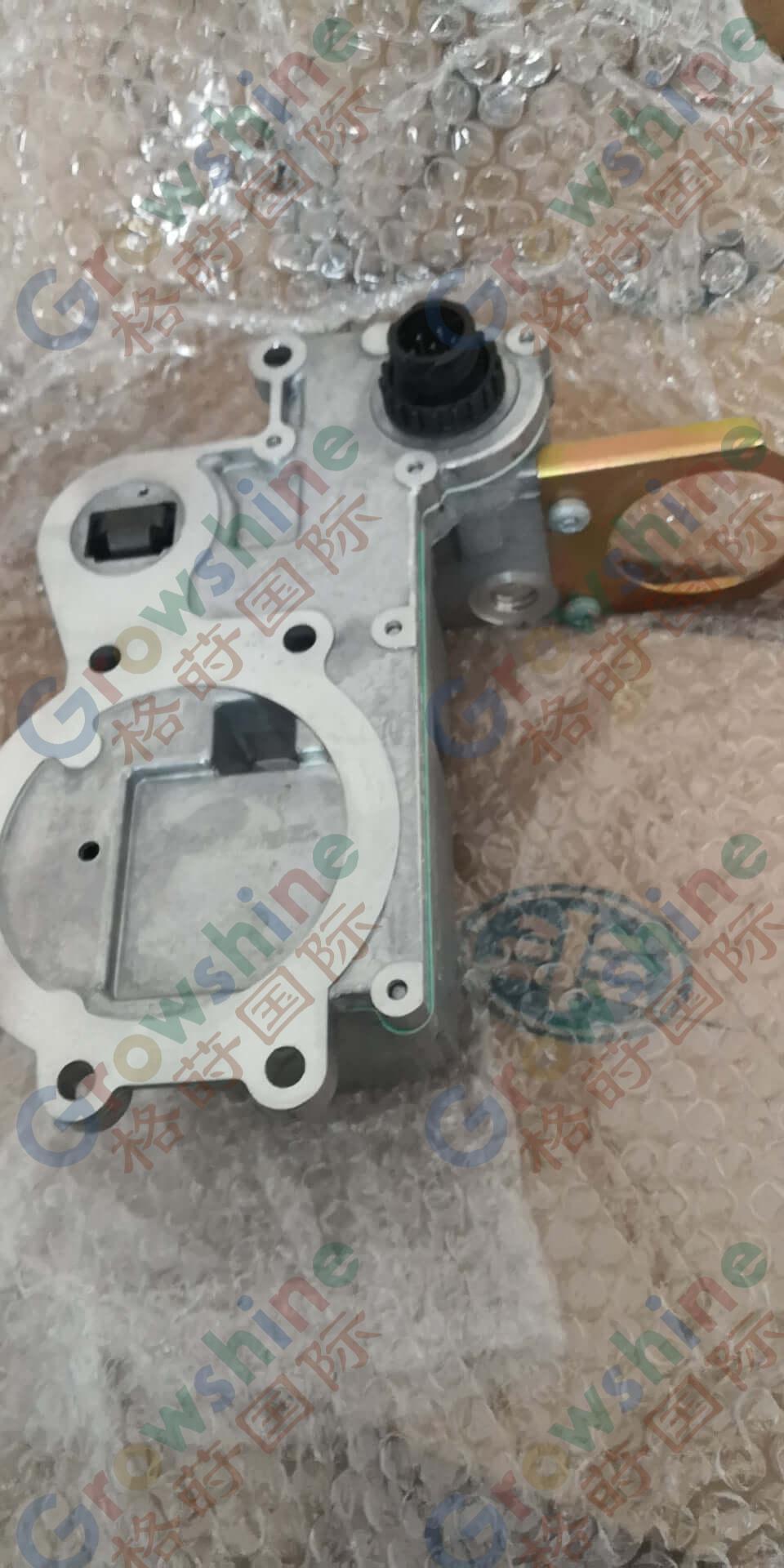 Excavator Engine regulator actuator VOLVO EC135B EC140B EW140B VOE21124198 21124198    02113597
