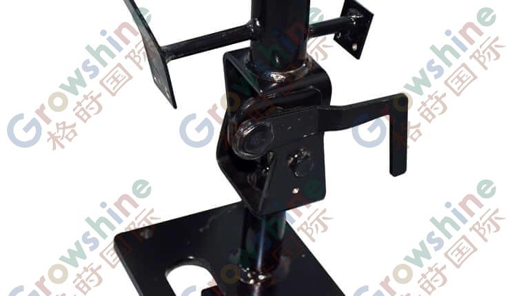 Motor Grader GR135 steering column stent