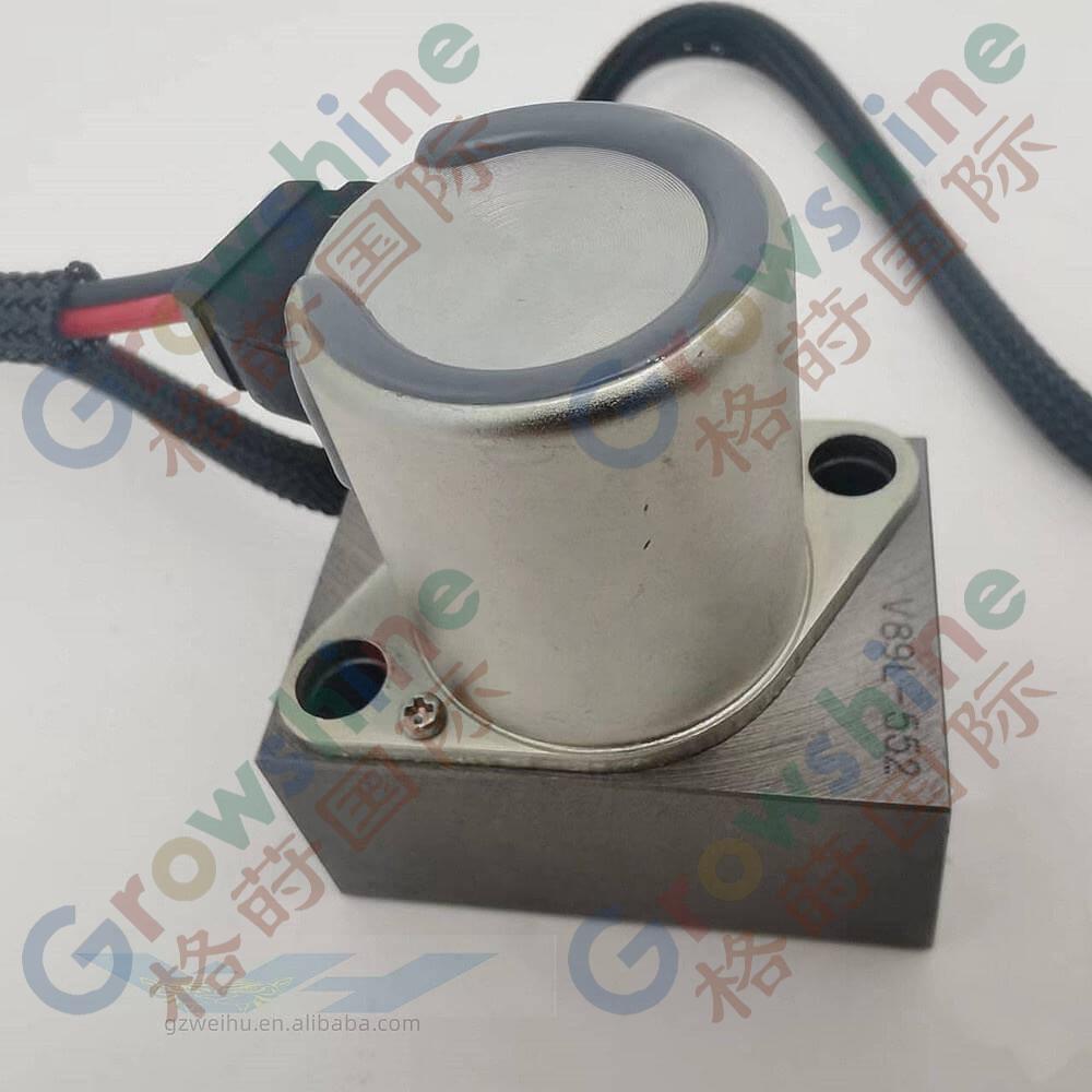 Hydraulic main pump solenoid valve 702-21-57400 for Komatsu excavator parts PC200-7 PC200-8