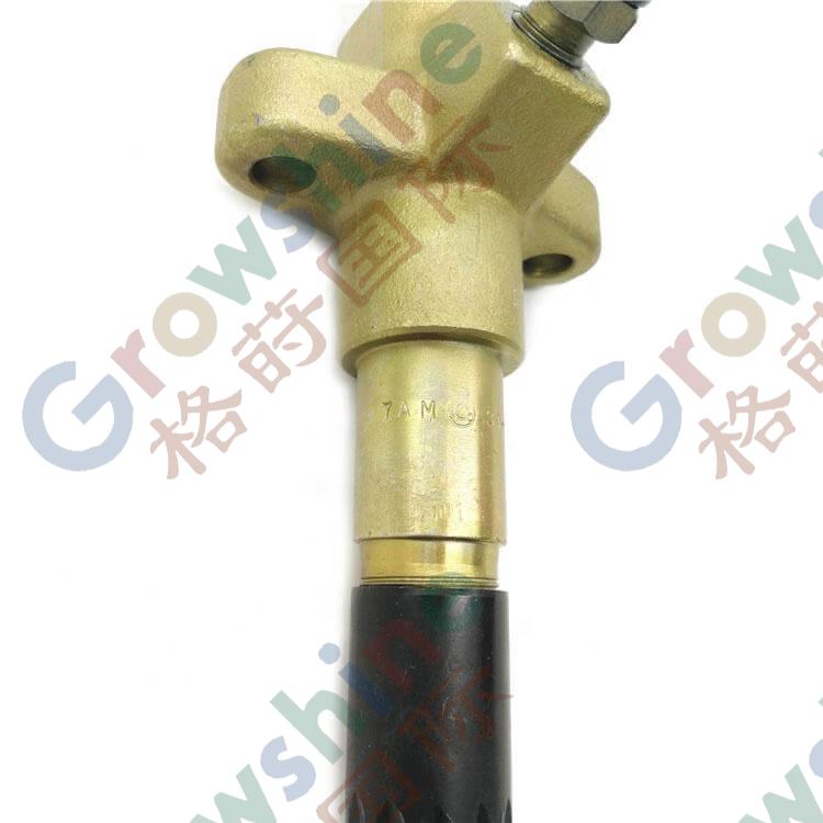Doosan fuel injectors nozzle 65.10101-7099 DB58 engine injector