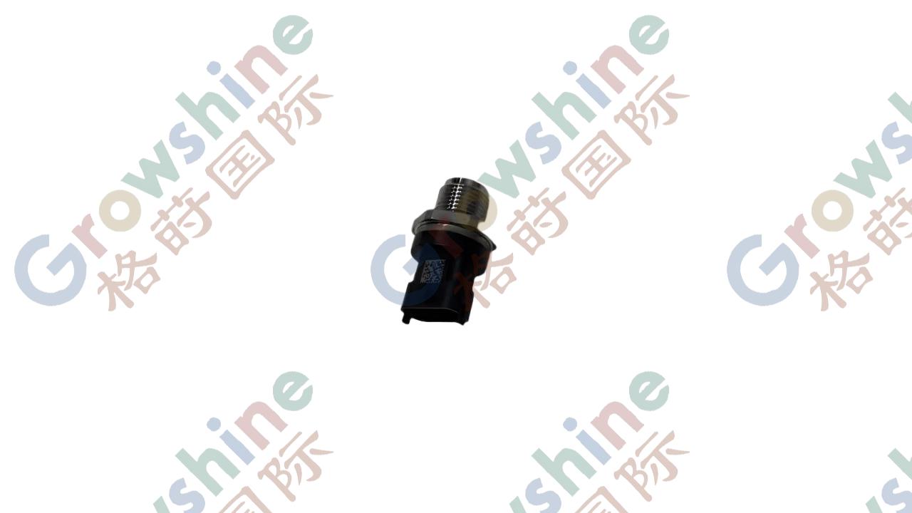 Pressure common rail sensor 6754-72-1210 for PC200-8 PC210-8 PC240-8 Excavator