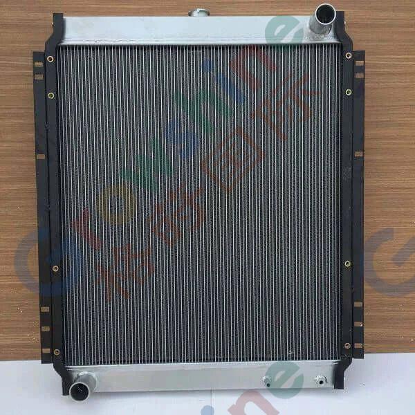 PC200-7 spare parts 20Y-03-31111 excavator radiator water tank