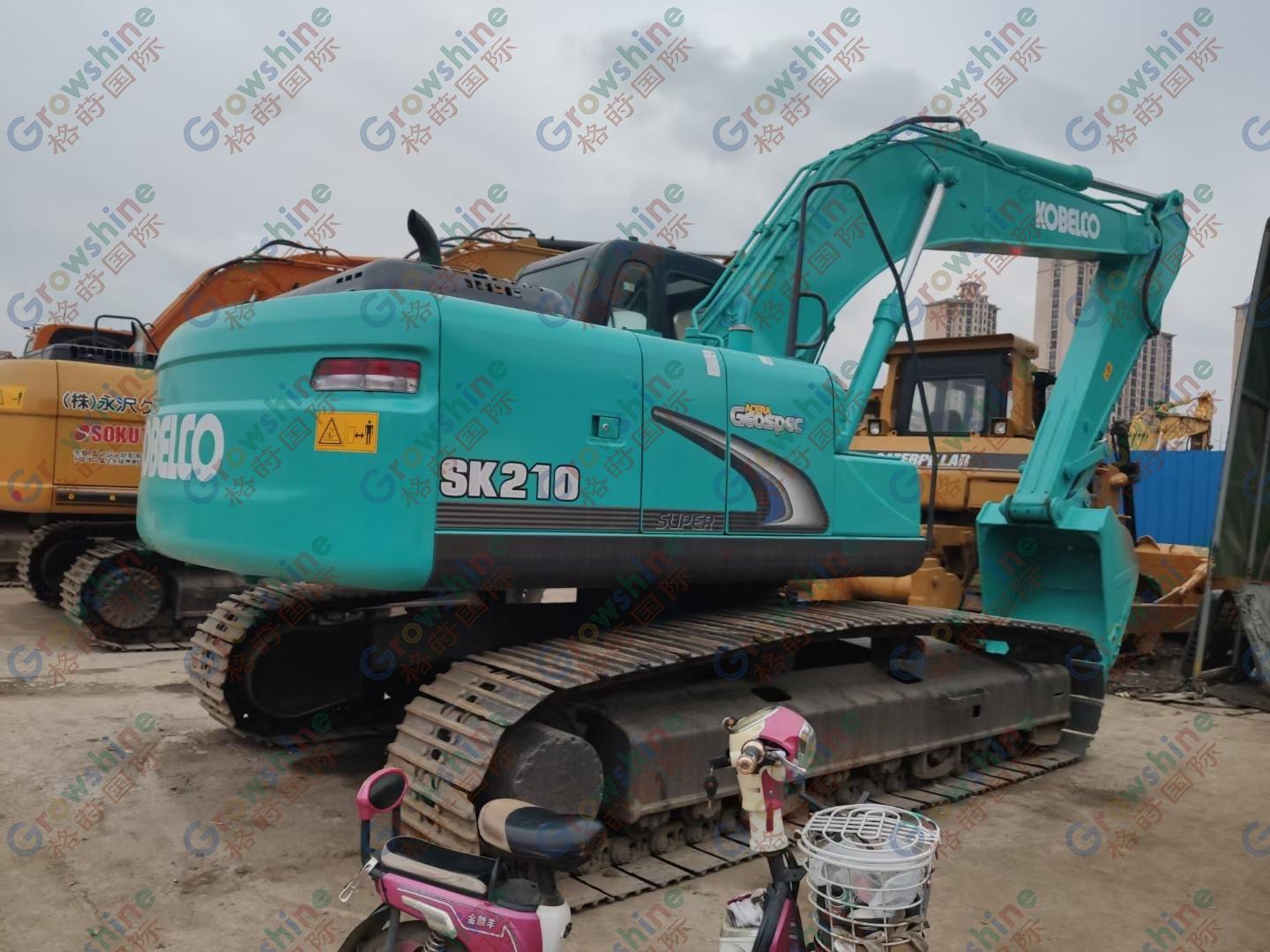 KOBELCO 210 SK210 Excavator