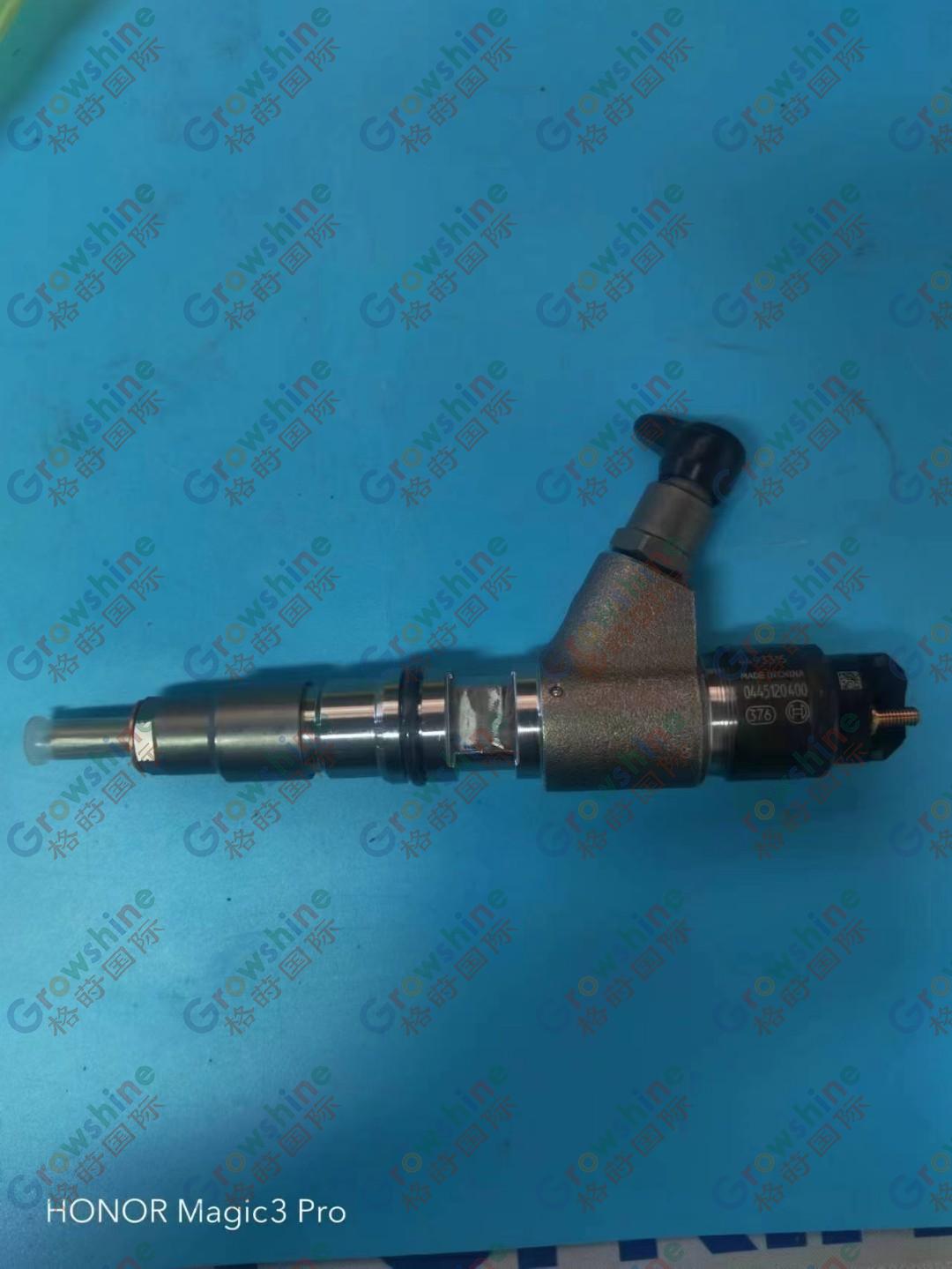PERKINS T417829 fuel injector/BOSCH 0445120518 fuel injector