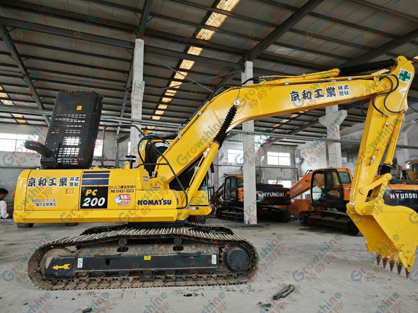 Sany 200-8 excavator