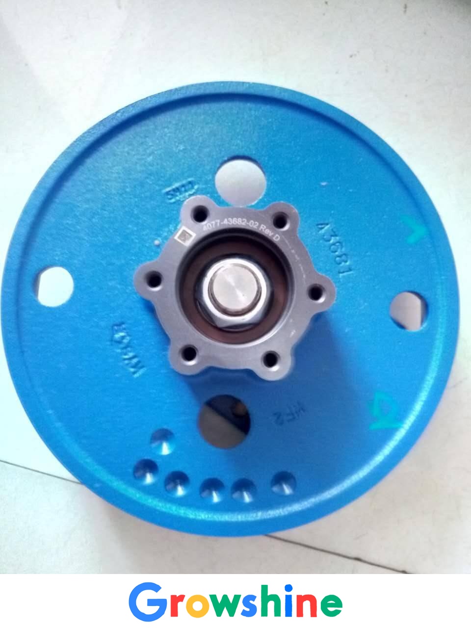 Cummins engine fan hub 4023039