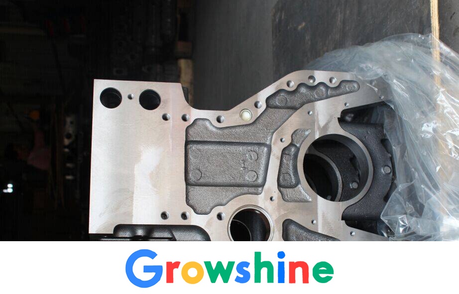 Dongfeng Cummins ISC8.3 engine cylinder block Dongfeng Heavy Truck heavy truck engine accessories