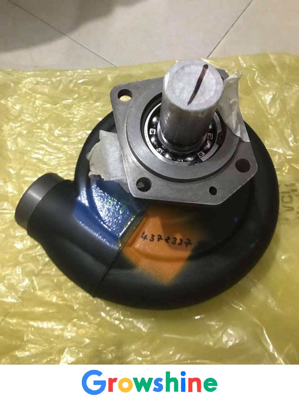 Cummins imported QSK60 water pump 4376121 QSK60 oil field fracturing truck cooling water pump